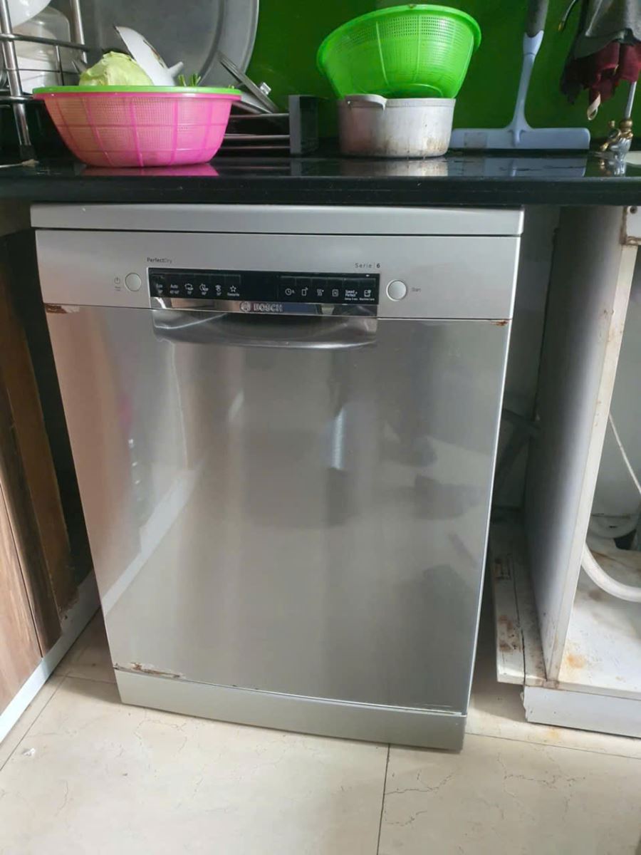 Bảo dưỡng máy rửa bát định kỳ 6 tháng 1 lần giúp máy hoạt động tốt hơn