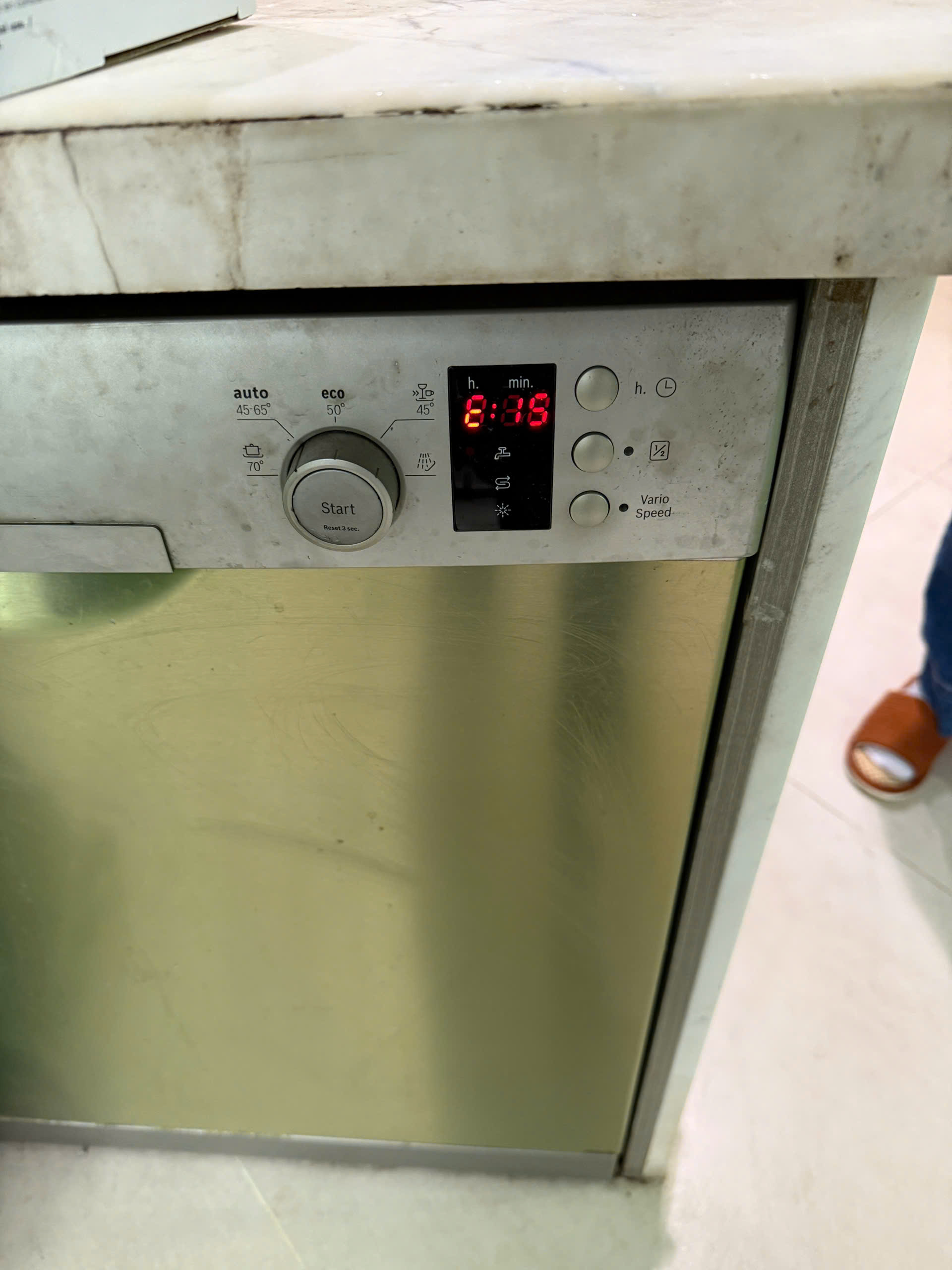 Máy rửa bát Bosch báo lỗi E15 do đâu và cách xử lý thế nào?